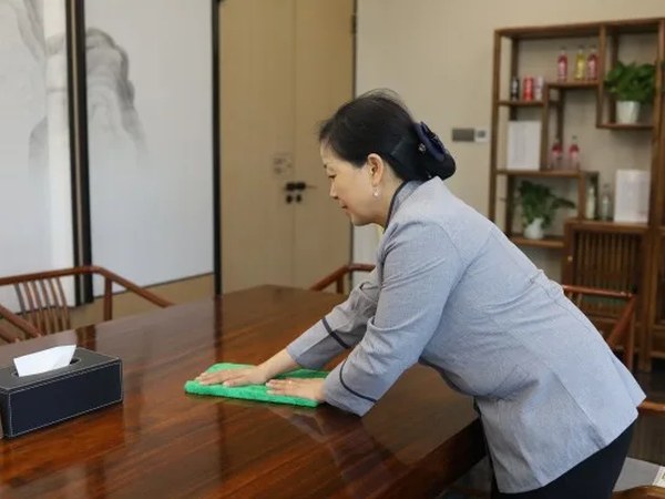 壹壹清洁保洁：环保清洁剂选择与使用要点指南